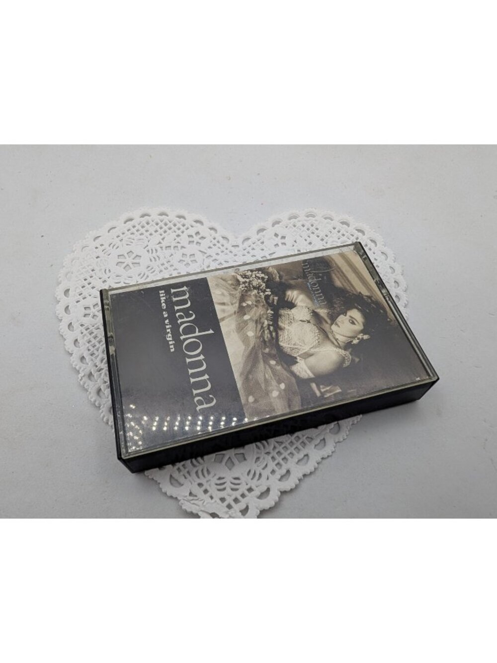 Madonna Like A Virgin 1984 Sire Records Cassette retro 80s